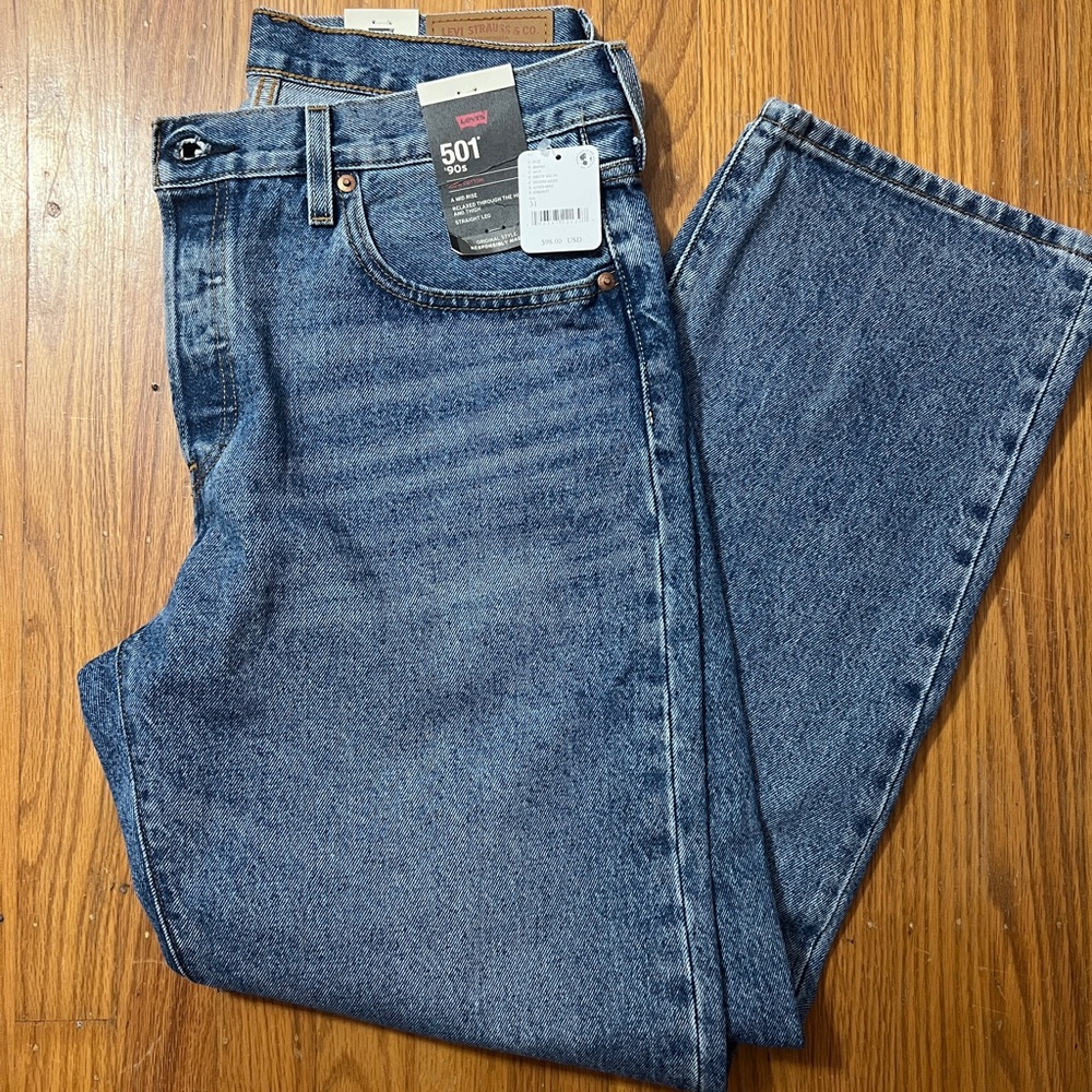 Levi’s Premium 501 90s women’s jeans